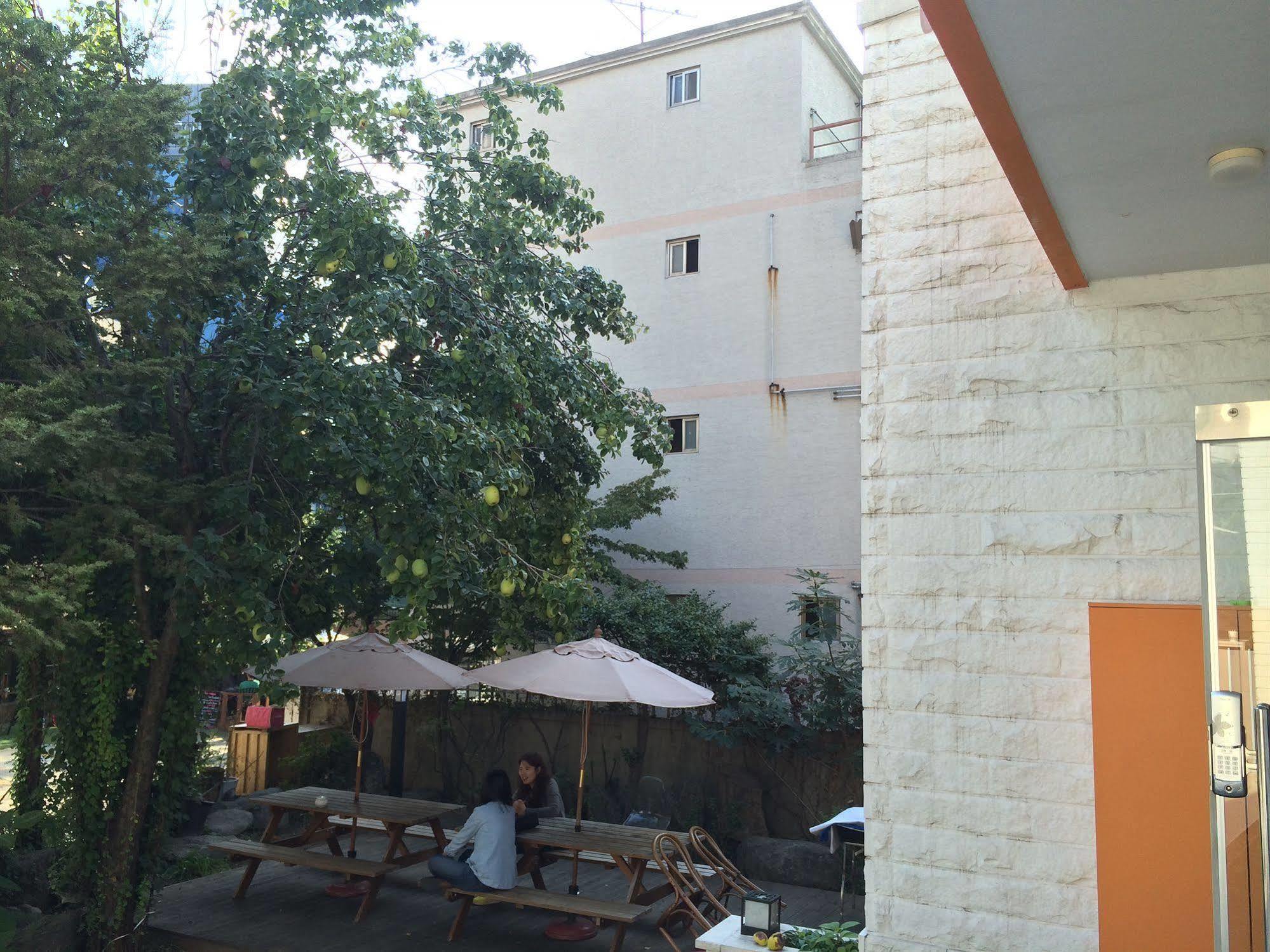 Hostel Hongdae Orange *